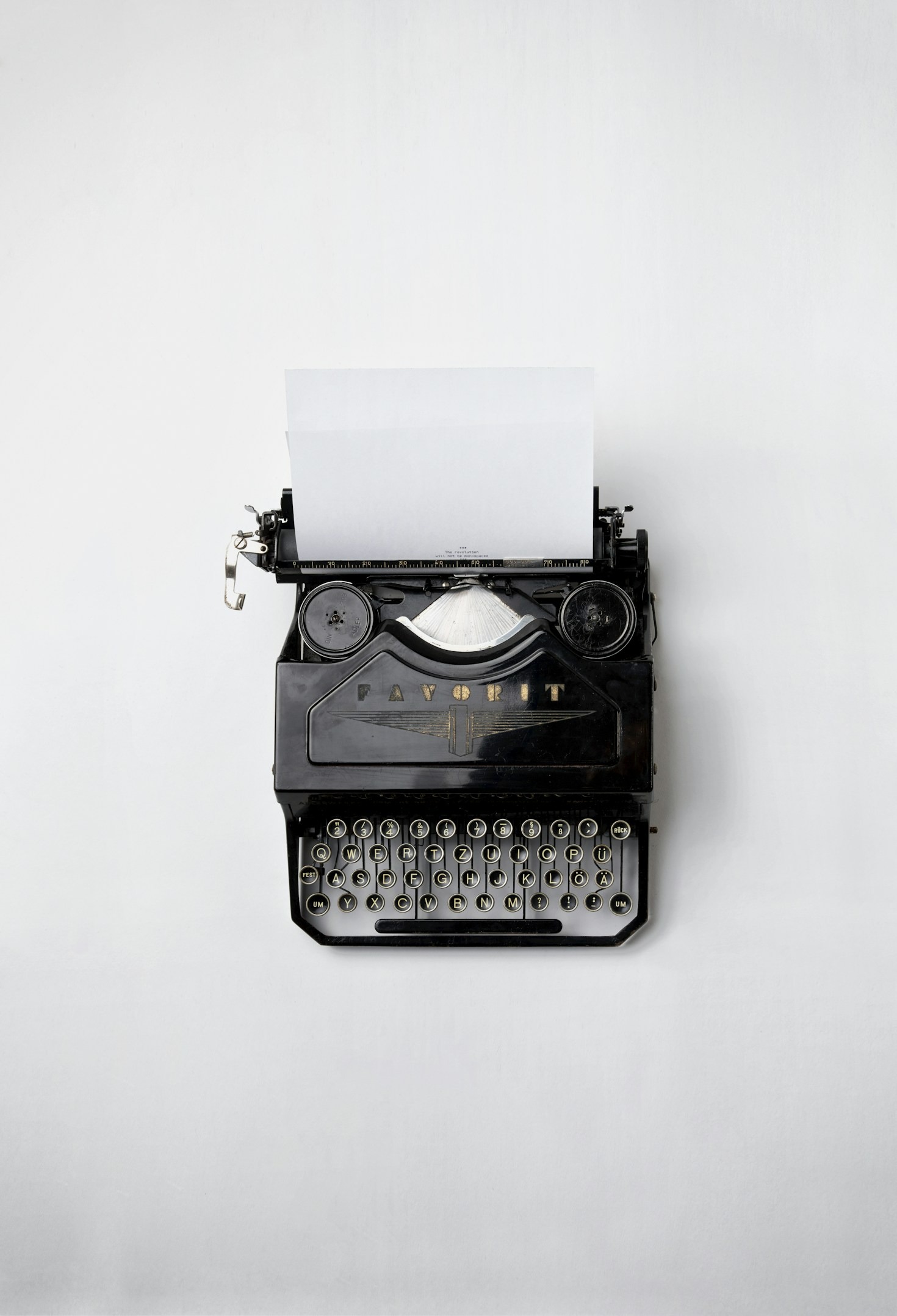 Lessons from Top Writers: Crafting Your Voice